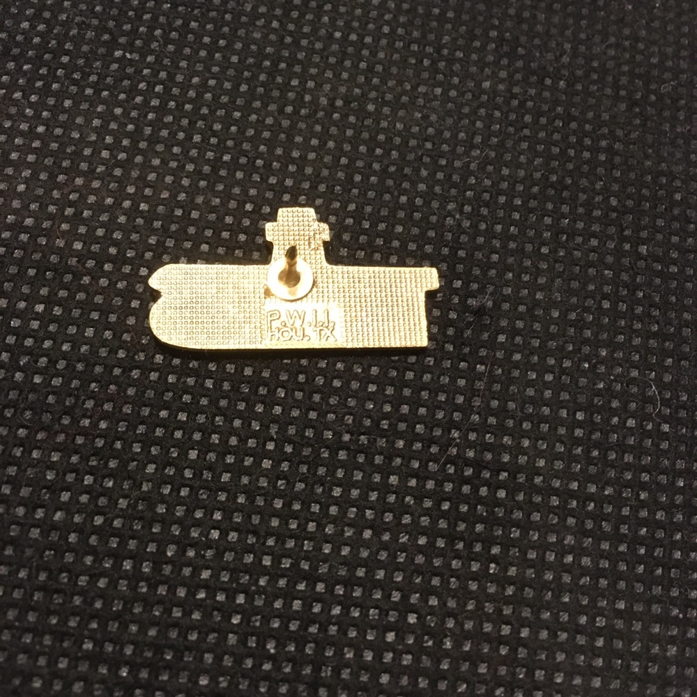 Texas Oil Rig Straight Back Pin - Picture 3 of 4
